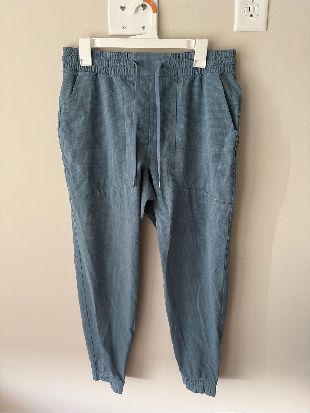 lululemon athletica Men's Slate Blue Jogger Pants
